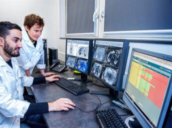 Imaging cabinet of the CEA